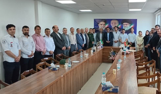 تجلیل از پزشکان مراکز شبکه بهداشت ودرمان شهرستان انگوت